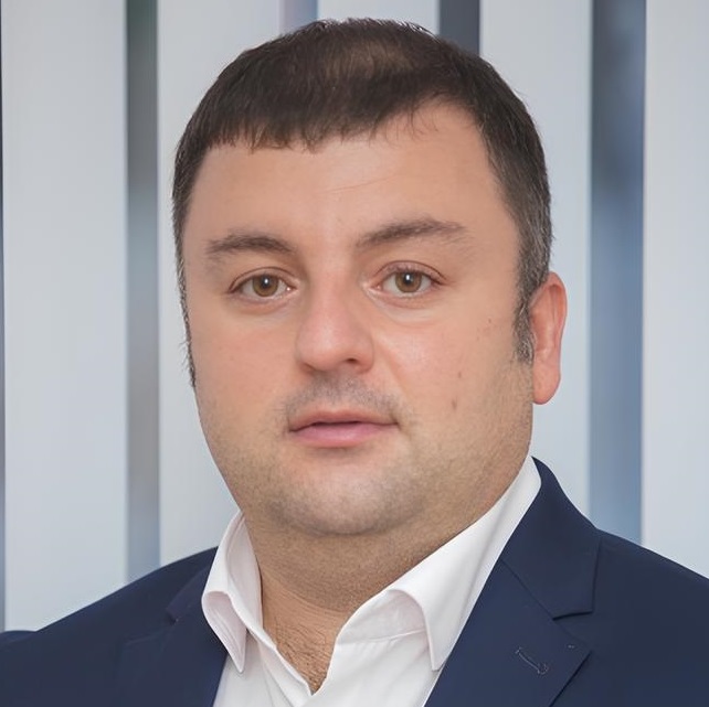 Контактное лицо